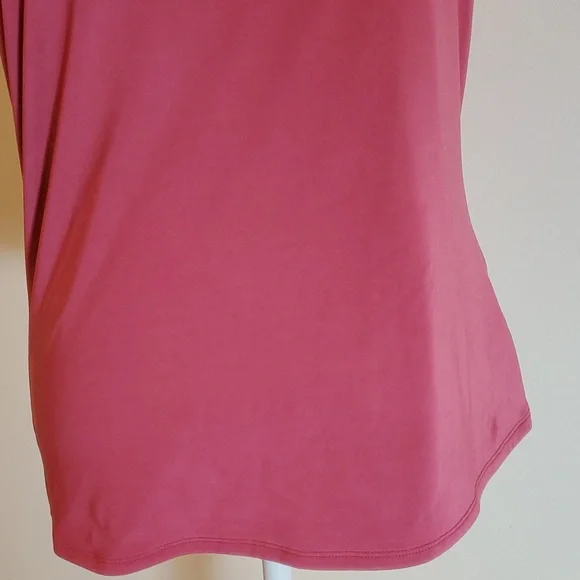 Express pink vneck body contour too - Picture 3 of 9